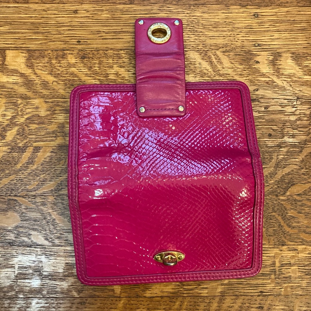 Marc by Marc Jacobs Fuschia Snakeskin Wallet - Picture 6 of 8